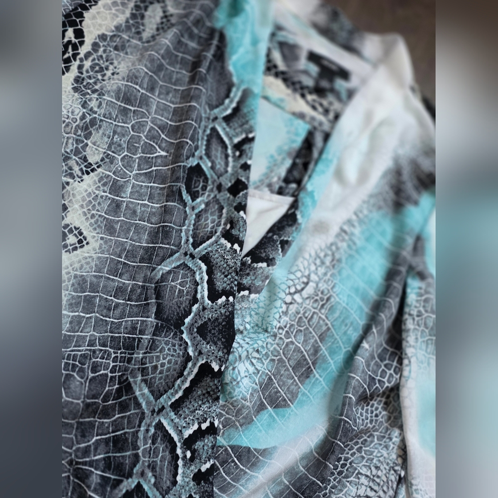 Alfani wrap python print blouse - image 4